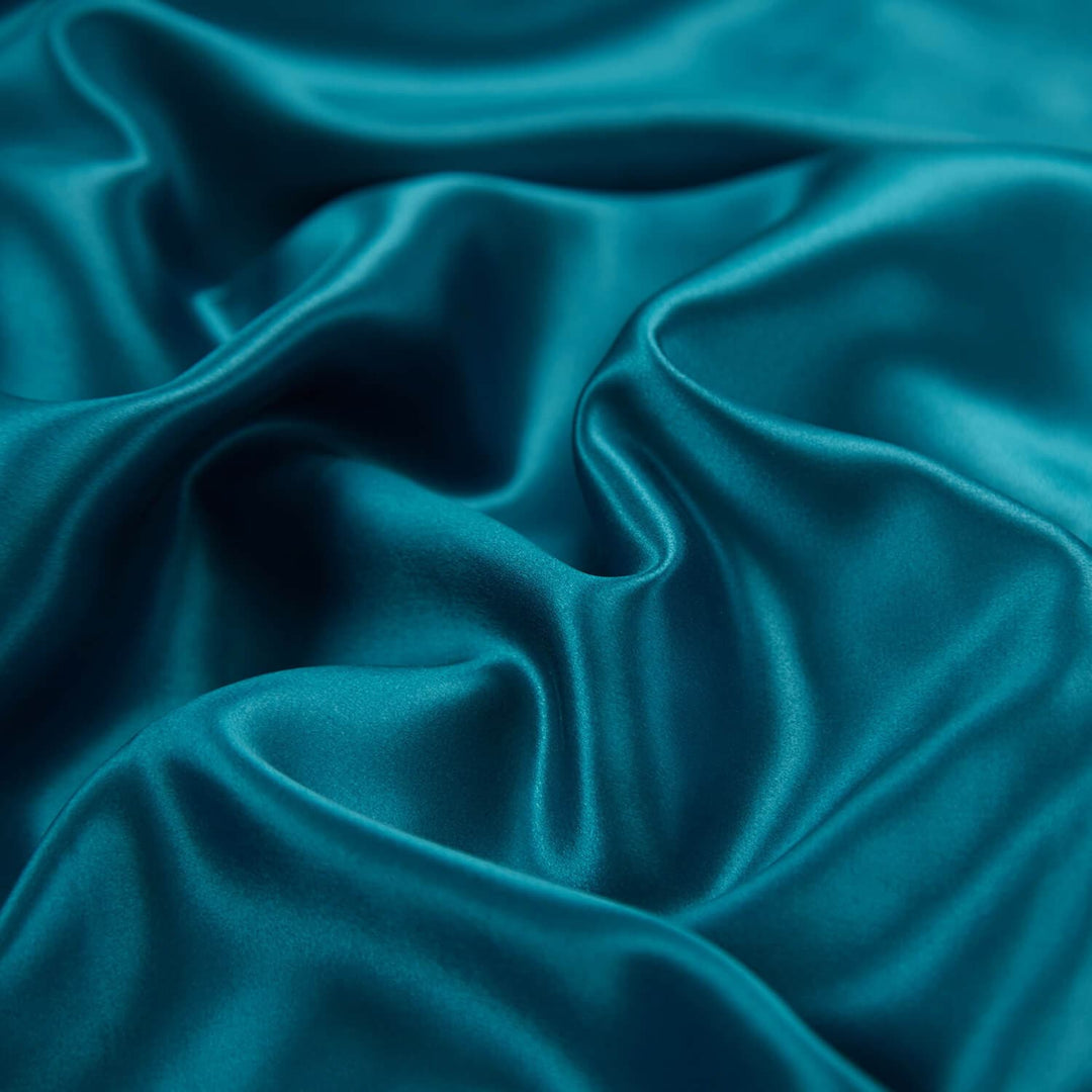 #color_peacock-blue