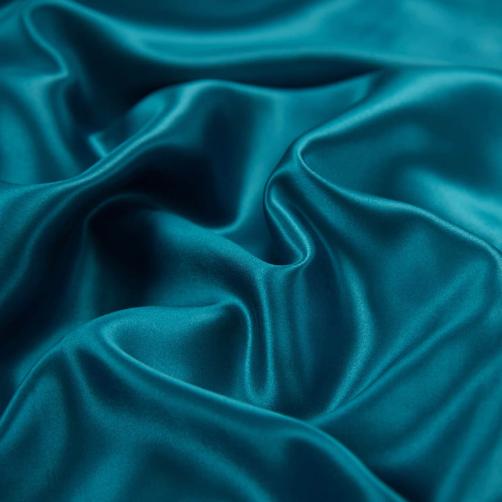 #color_peacock-blue