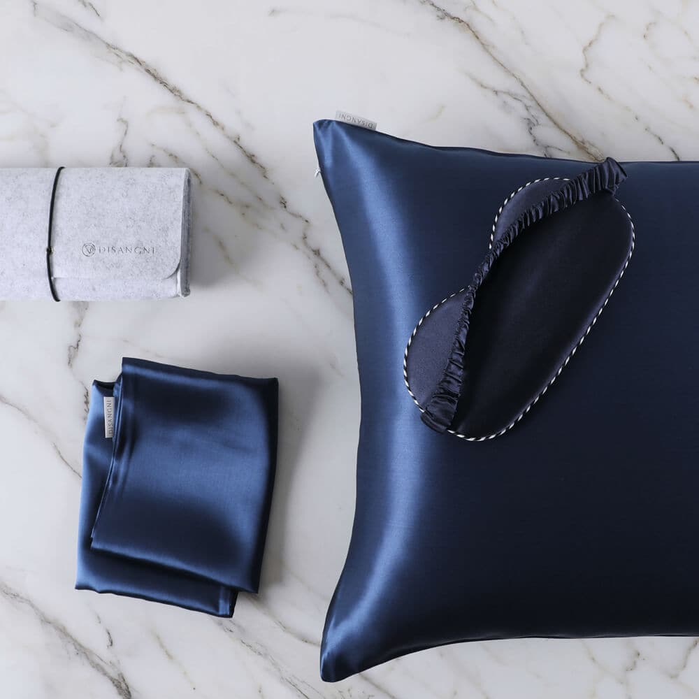 #color_blue-pillowcase-eye-mask-set